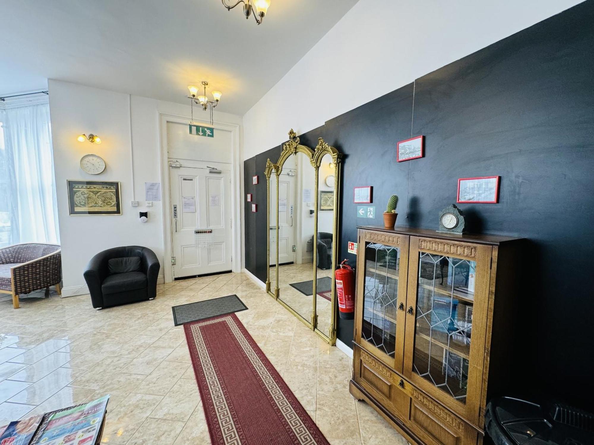Carlton Court Hotel Eastbourne Luaran gambar